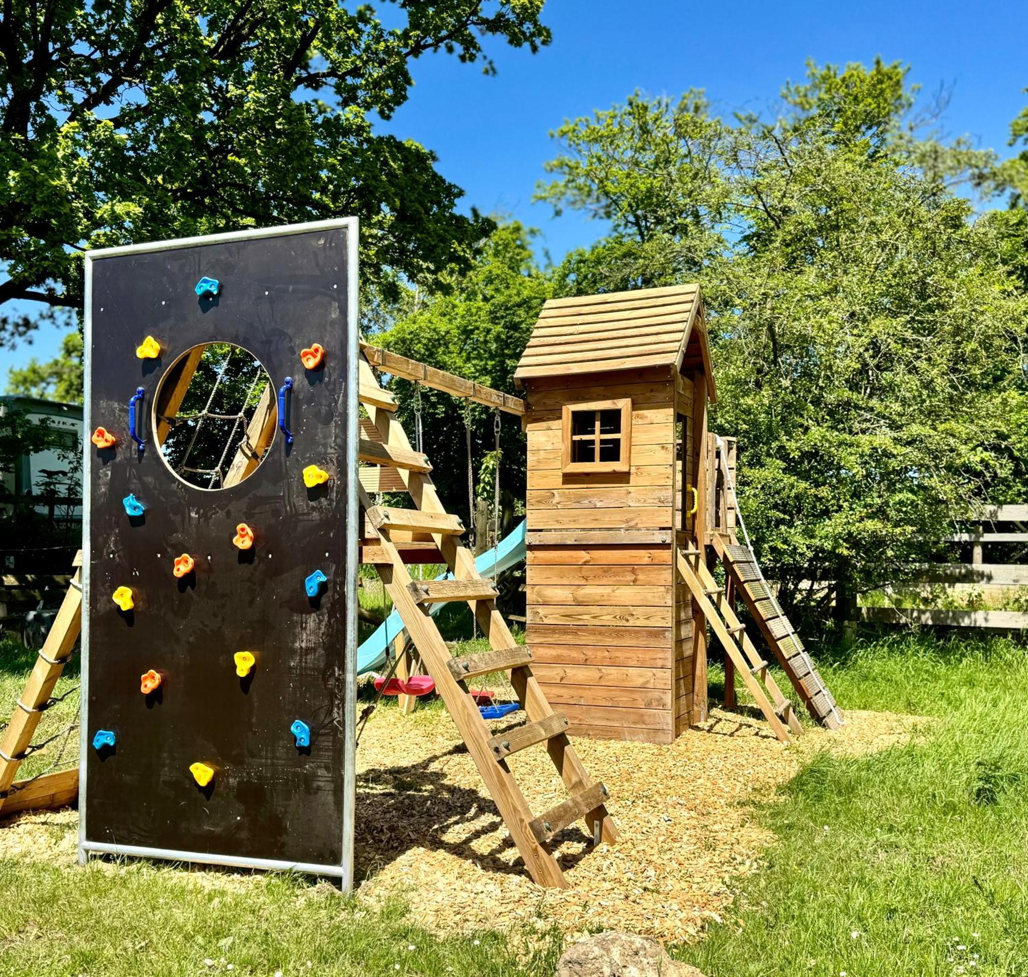 Hof Vierzehnender Im Hohen Venn - 70Qm Maisonette - 2 Schlafzimmer - Wohnkueche - Balkon Mit Grill - Monschau - Eifel - Hunde Willkommen - Islandpferde Esterno foto
